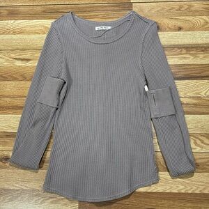 We the free women top